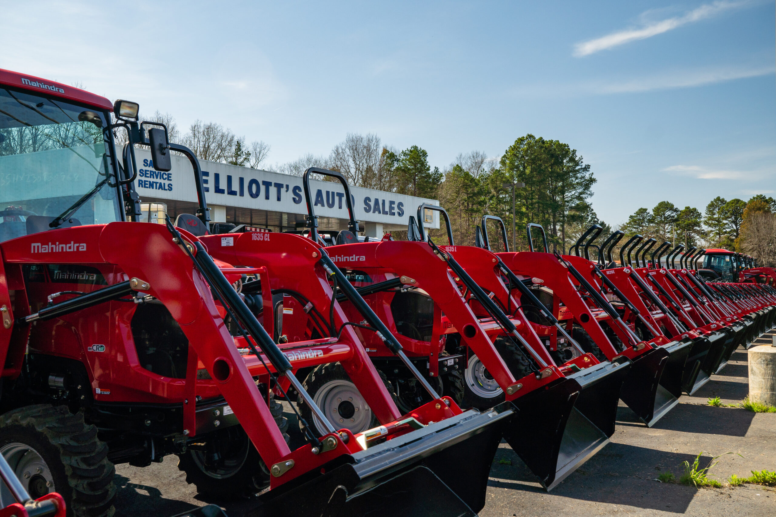 mahindra-tractor-dealership